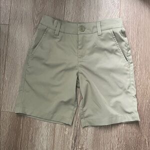 Under Armour Kids Shorts in Khaki